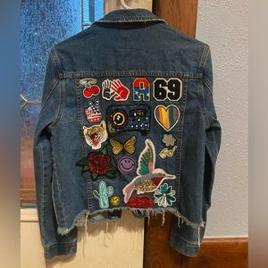 Signature 8 Patchback Distressed Denim Jacket NWT